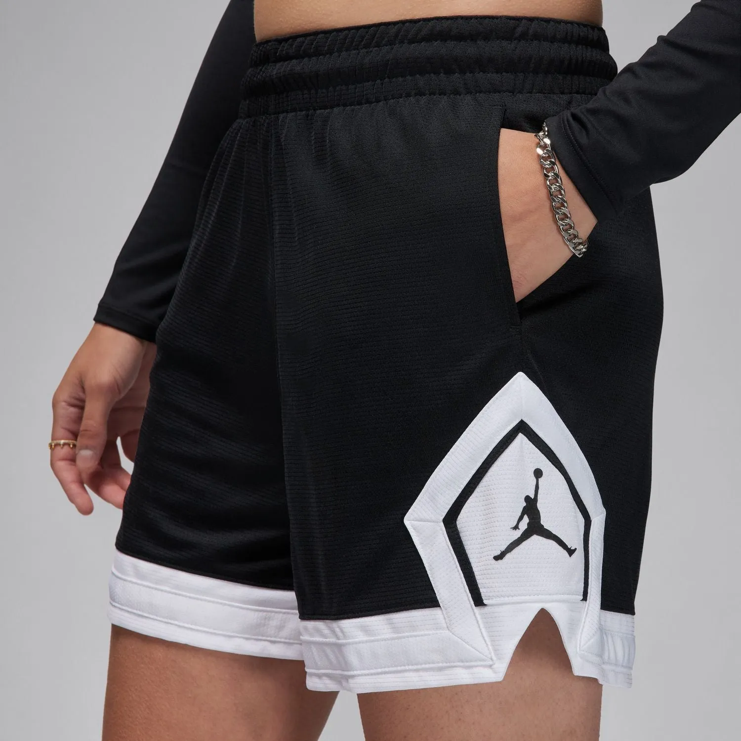 4 Diamond Short - Womens