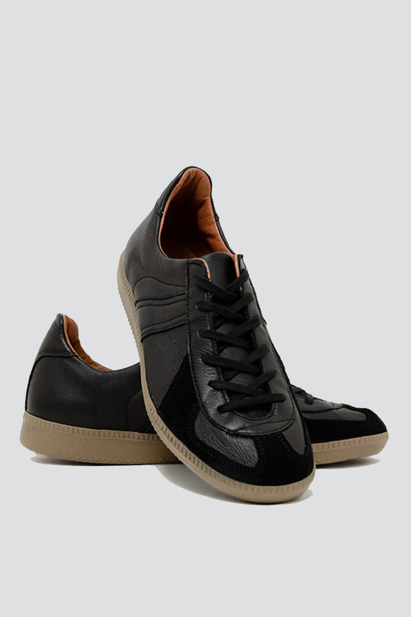 Black 1700L Military Trainers