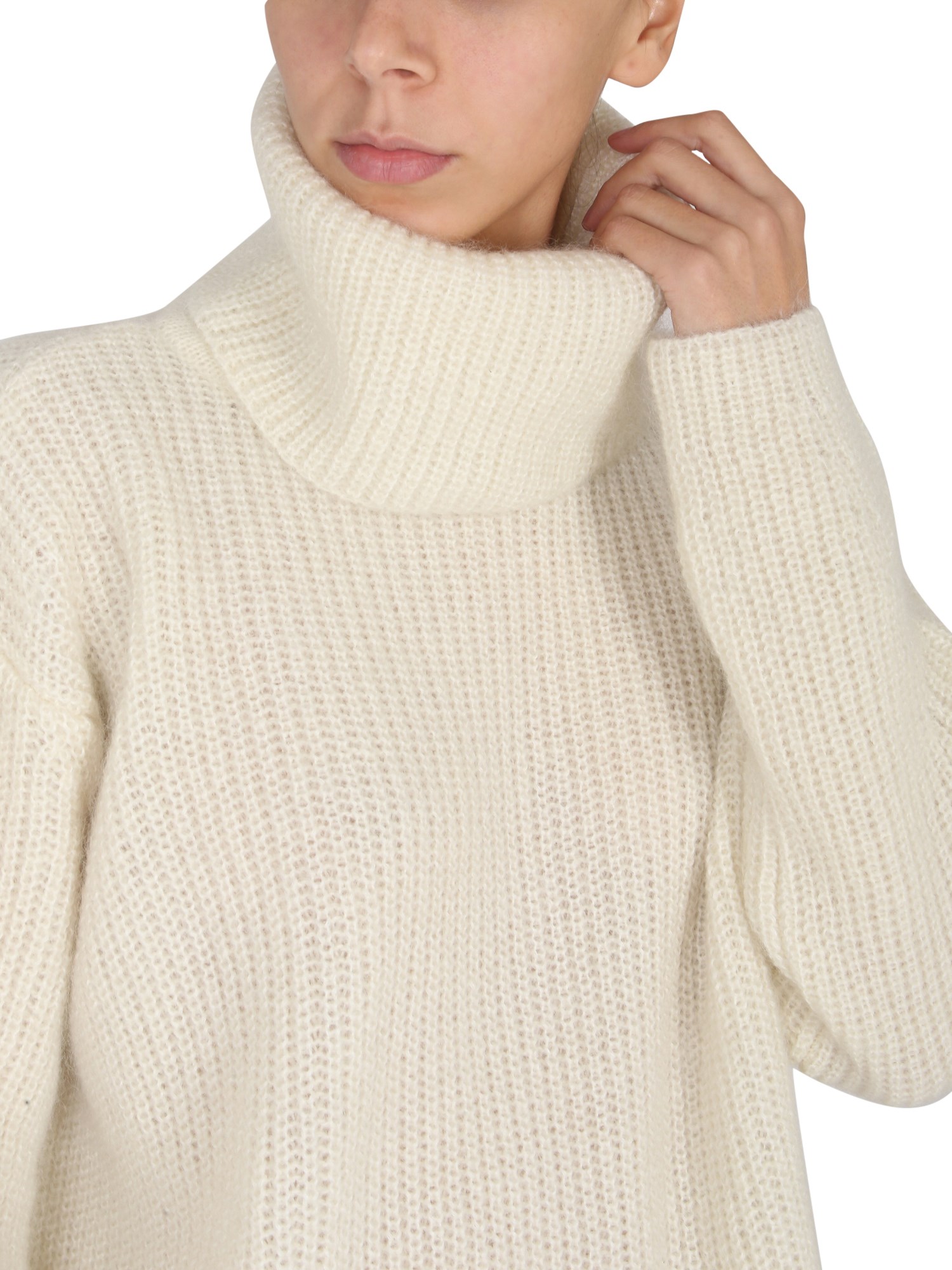 BOSS    MOHAIR TURTLENECK SWEATER