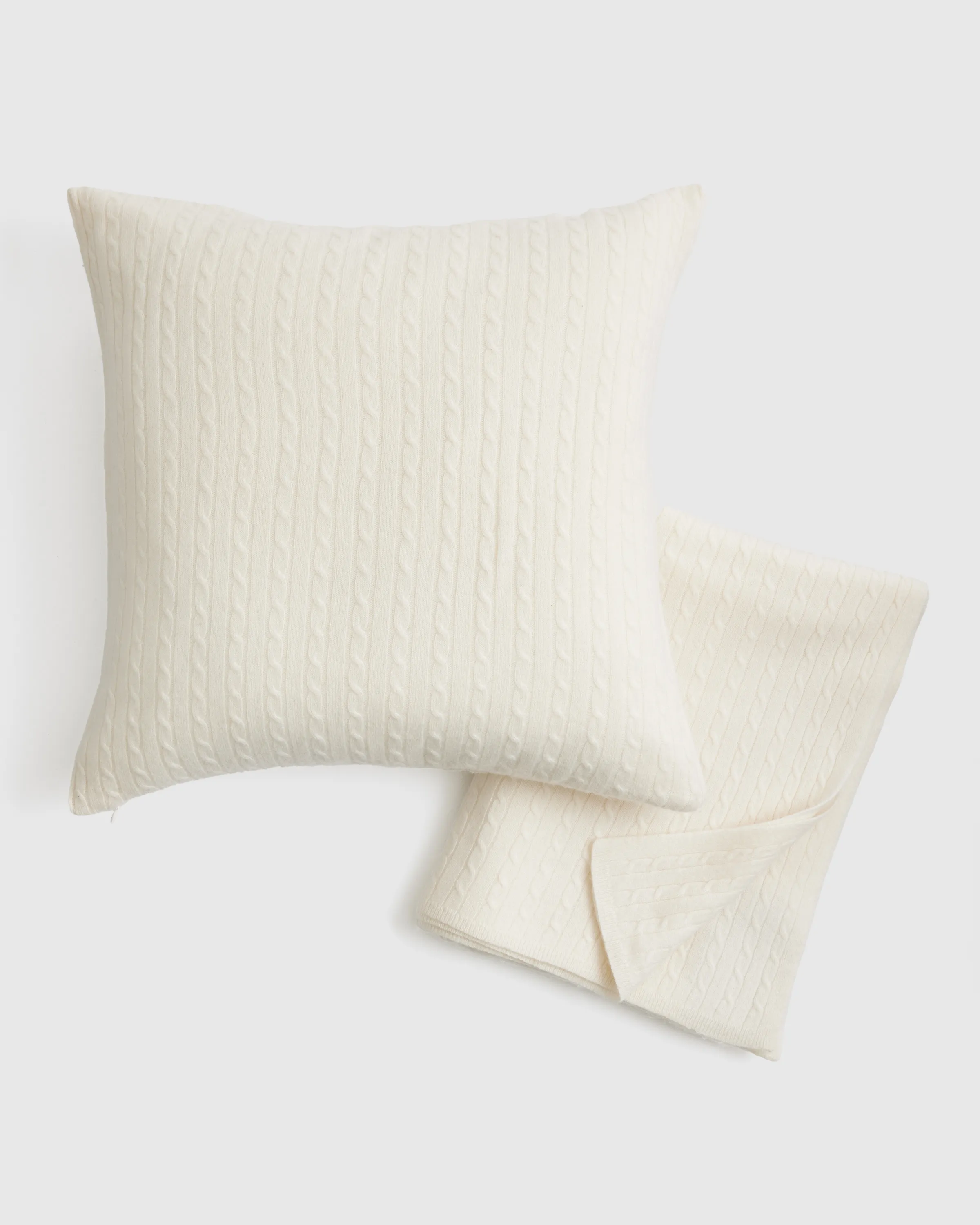 Cable Knit Cashmere Throw & Pillow Cover Set