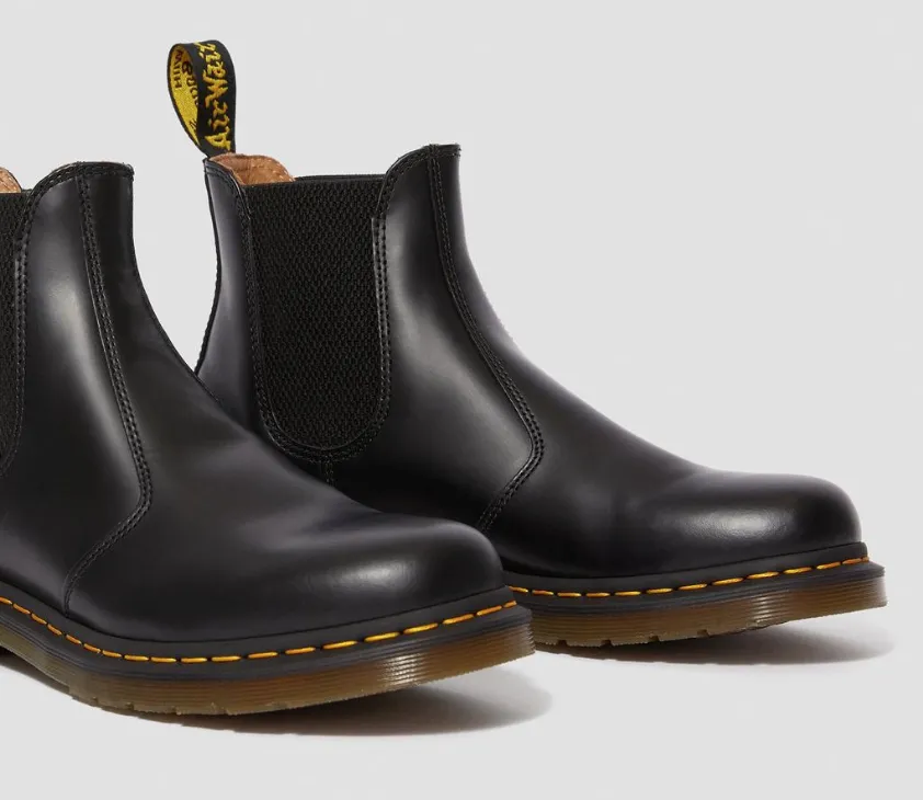 Dr Martens- 2976 Black Yellow Stitch