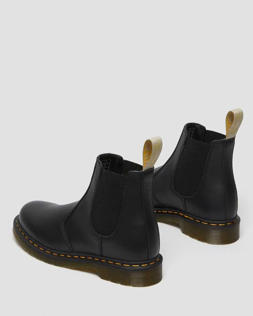 Dr Martens- 2976 Vegan Black Felix Rub Off