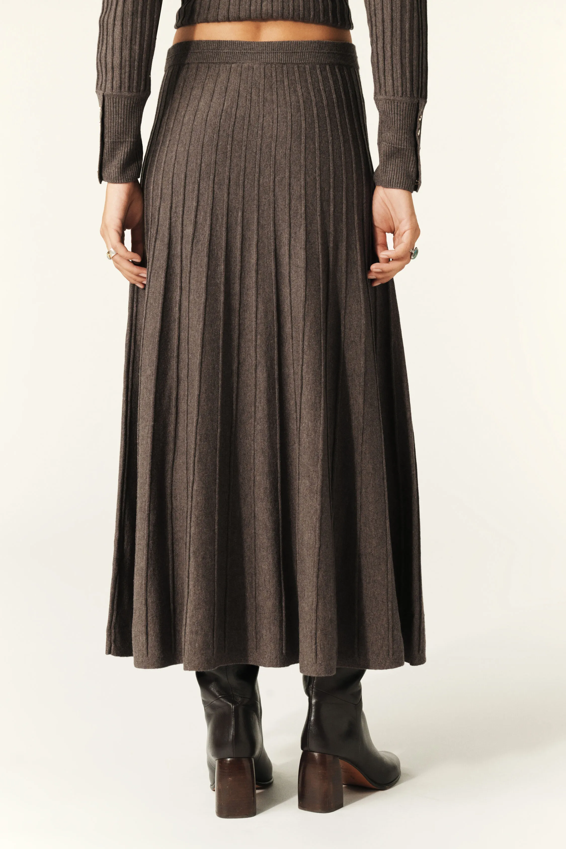 JADA knit midi skirt