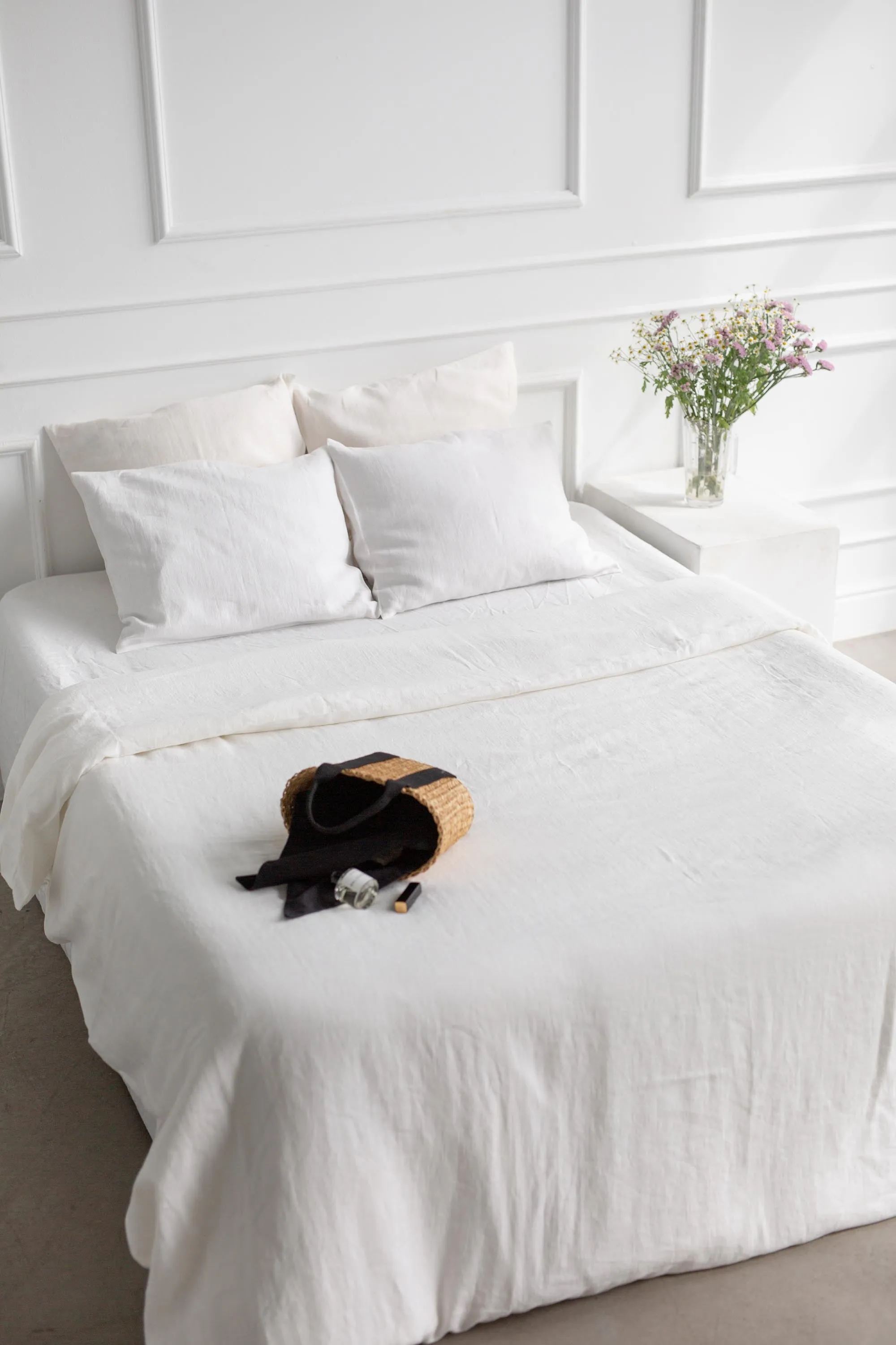 Linen duvet cover in White