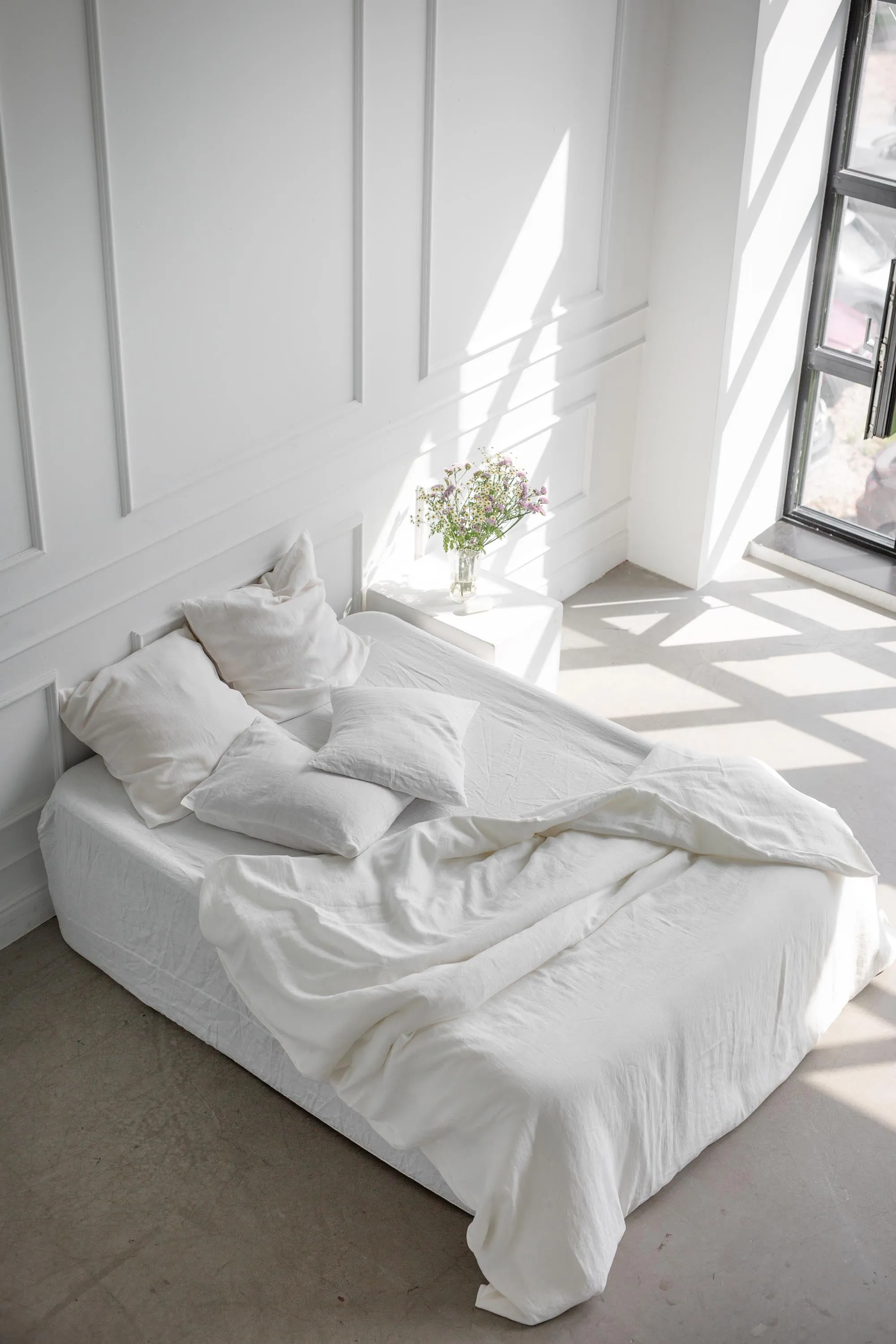 Linen duvet cover in White