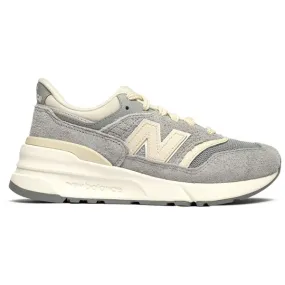 New Balance 997 Trainers