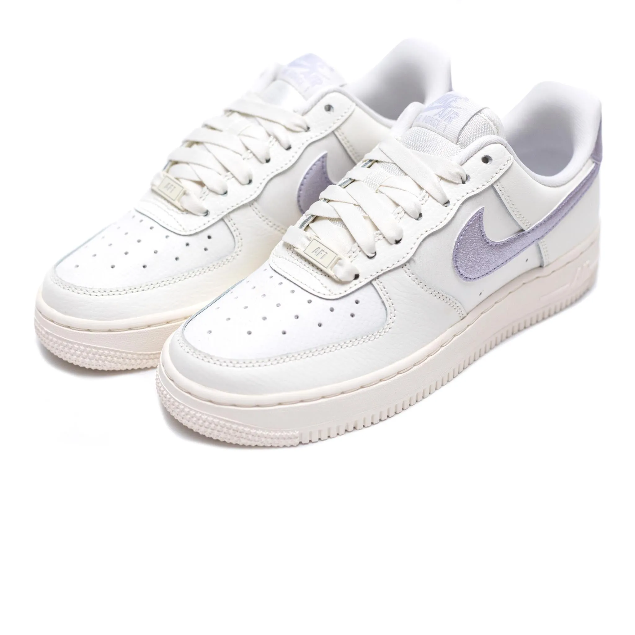 Nike Air Force 1 '07 ESS 'Metallic Purple'