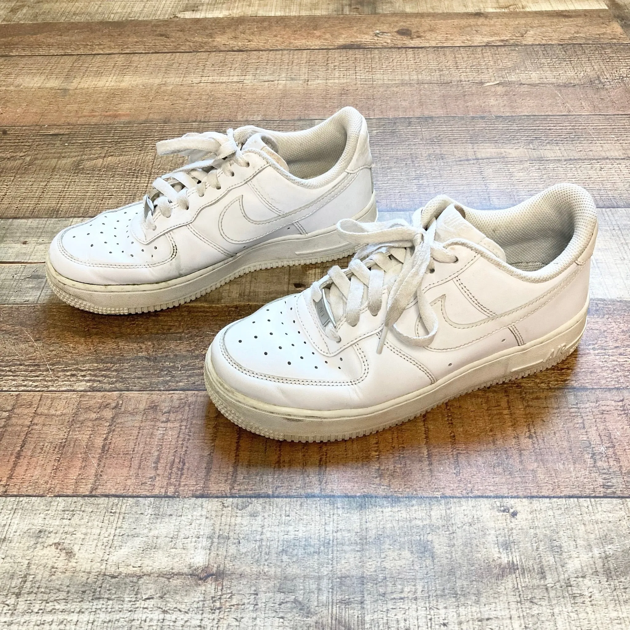 Nike White Air Force 1 '07 Sneakers- Size 7.5 (see notes)