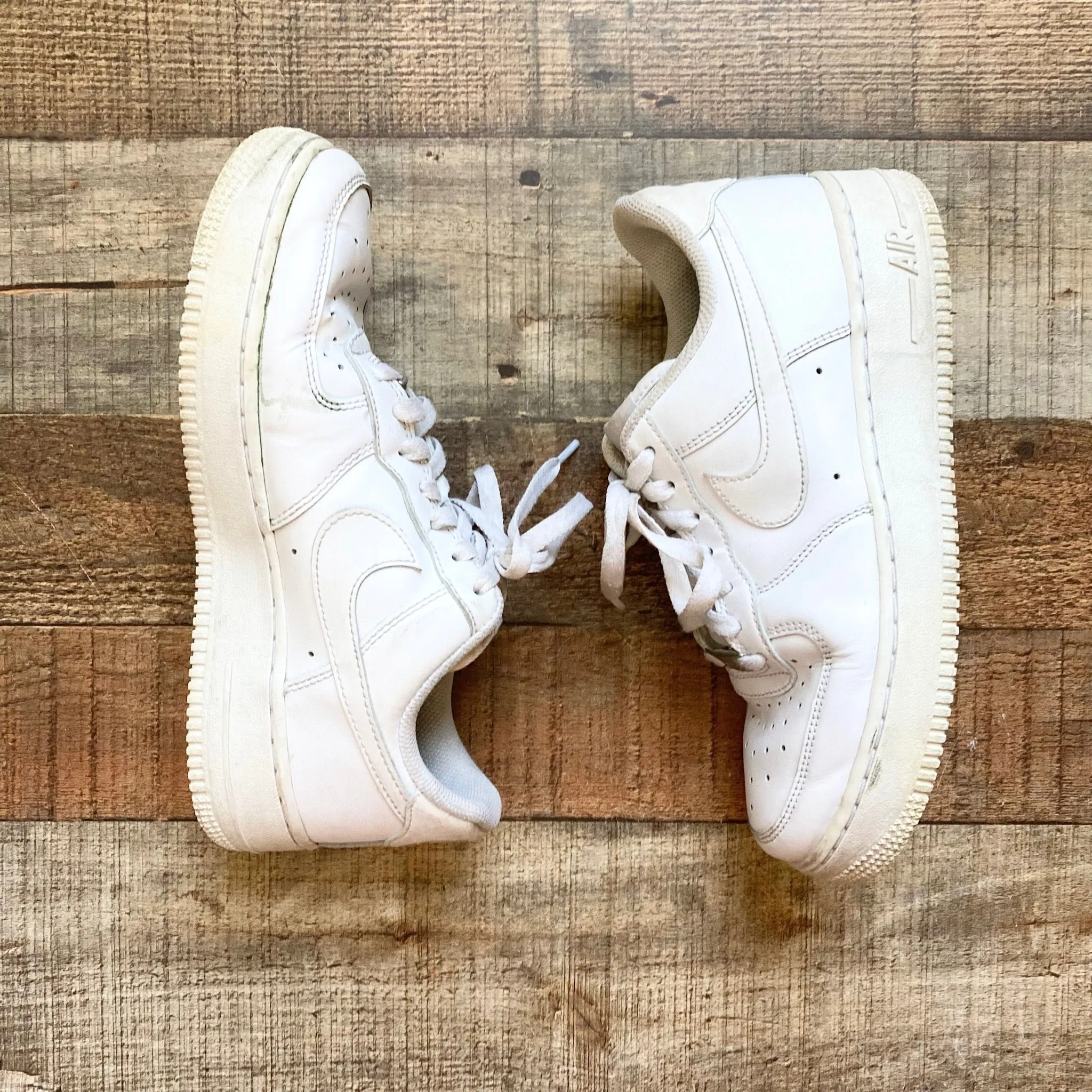 Nike White Air Force 1 '07 Sneakers- Size 7.5 (see notes)