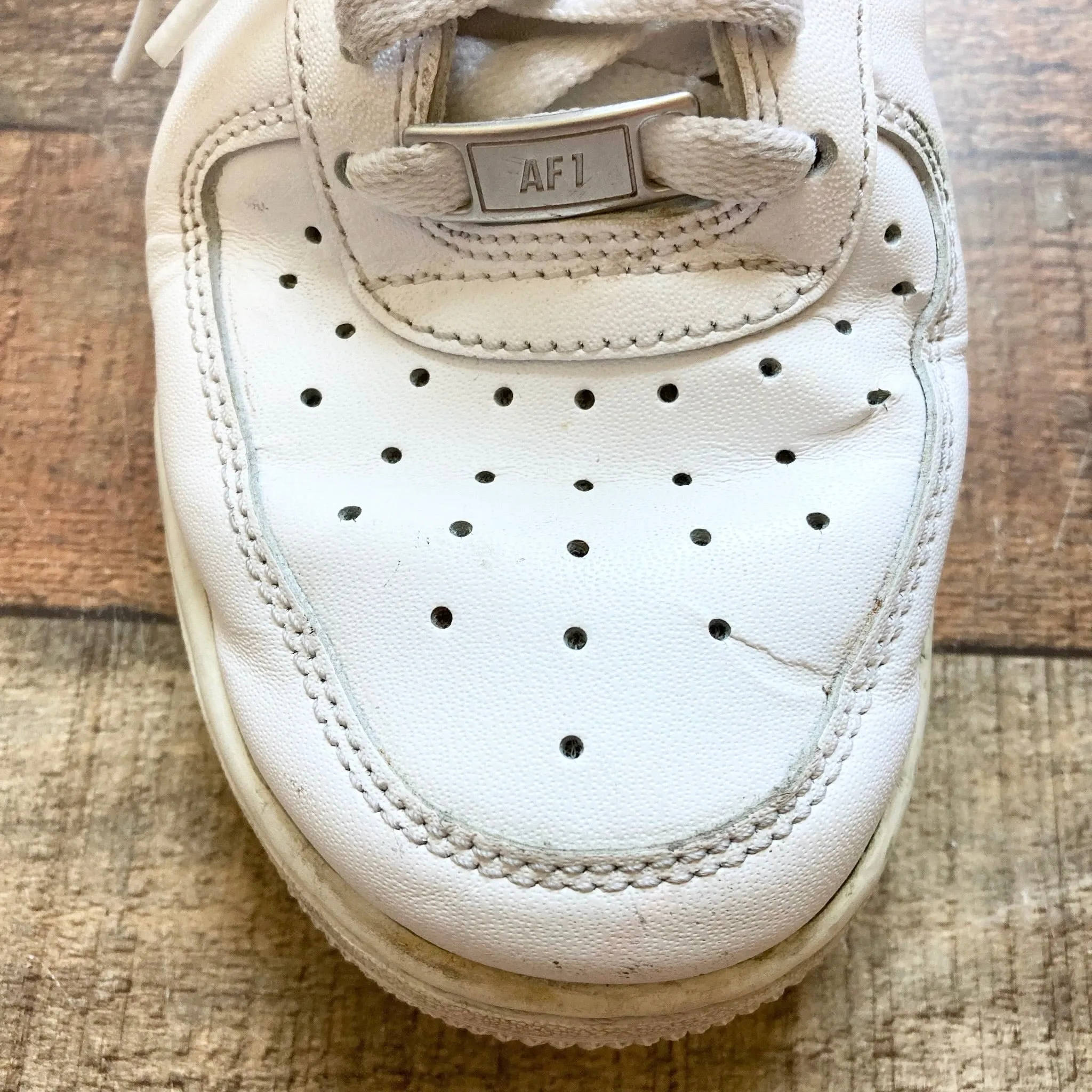 Nike White Air Force 1 '07 Sneakers- Size 7.5 (see notes)