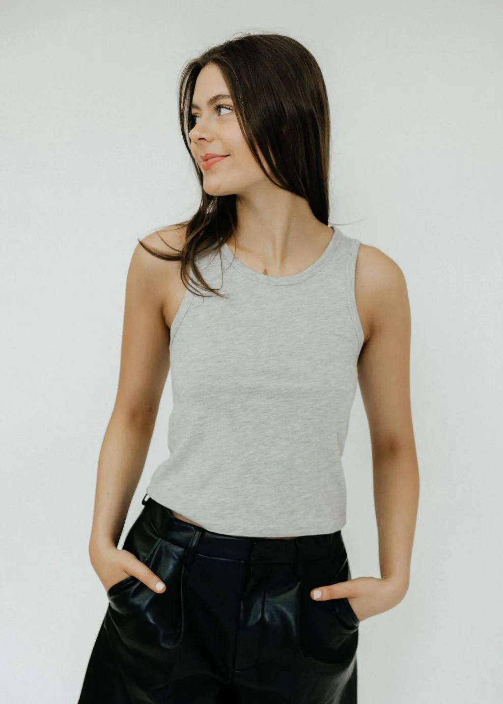 terne Fitted Tank in Heather Grey