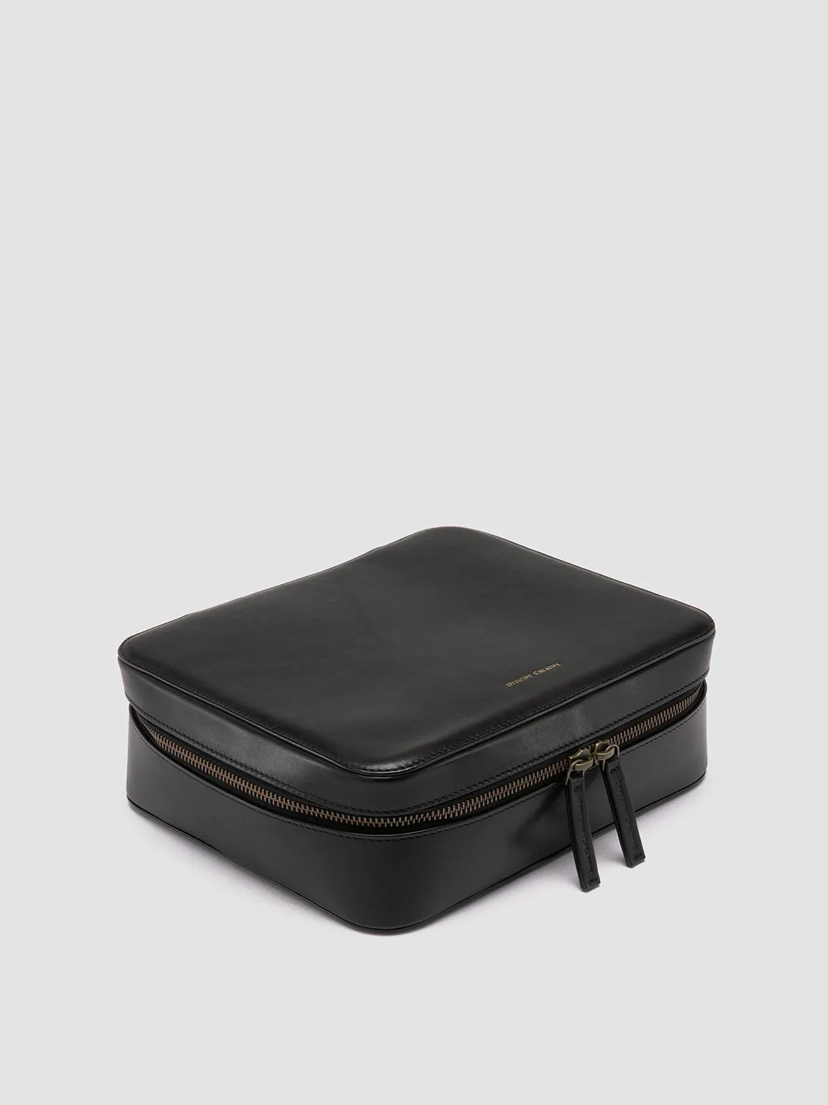 TRAVEL CASE - Black Medium Bag