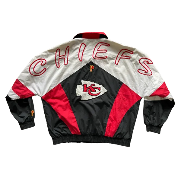 WESTSIDE STOREY VINTAGE | VINTAGE 90S KC CHIEFS EMBROIDERED SPELLOUT PROPLAYER WINDBREAKER JACKET - BLACK/WHITE